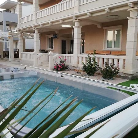 Guesthouse Villa Jurisic Novaglia Esterno foto