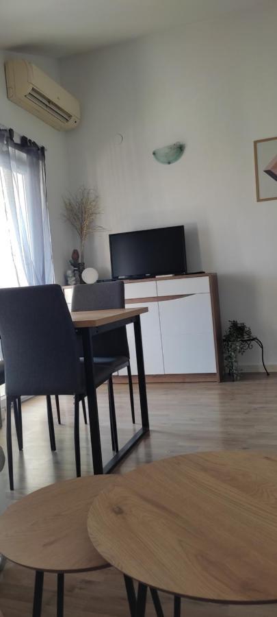 Guesthouse Villa Jurisic Novaglia Esterno foto